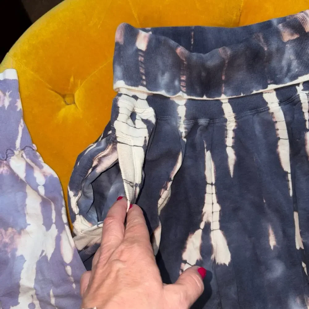 Young Fabulous & Broke Tie Dye Jogger Pants Size Medium Blue Purple Lounge